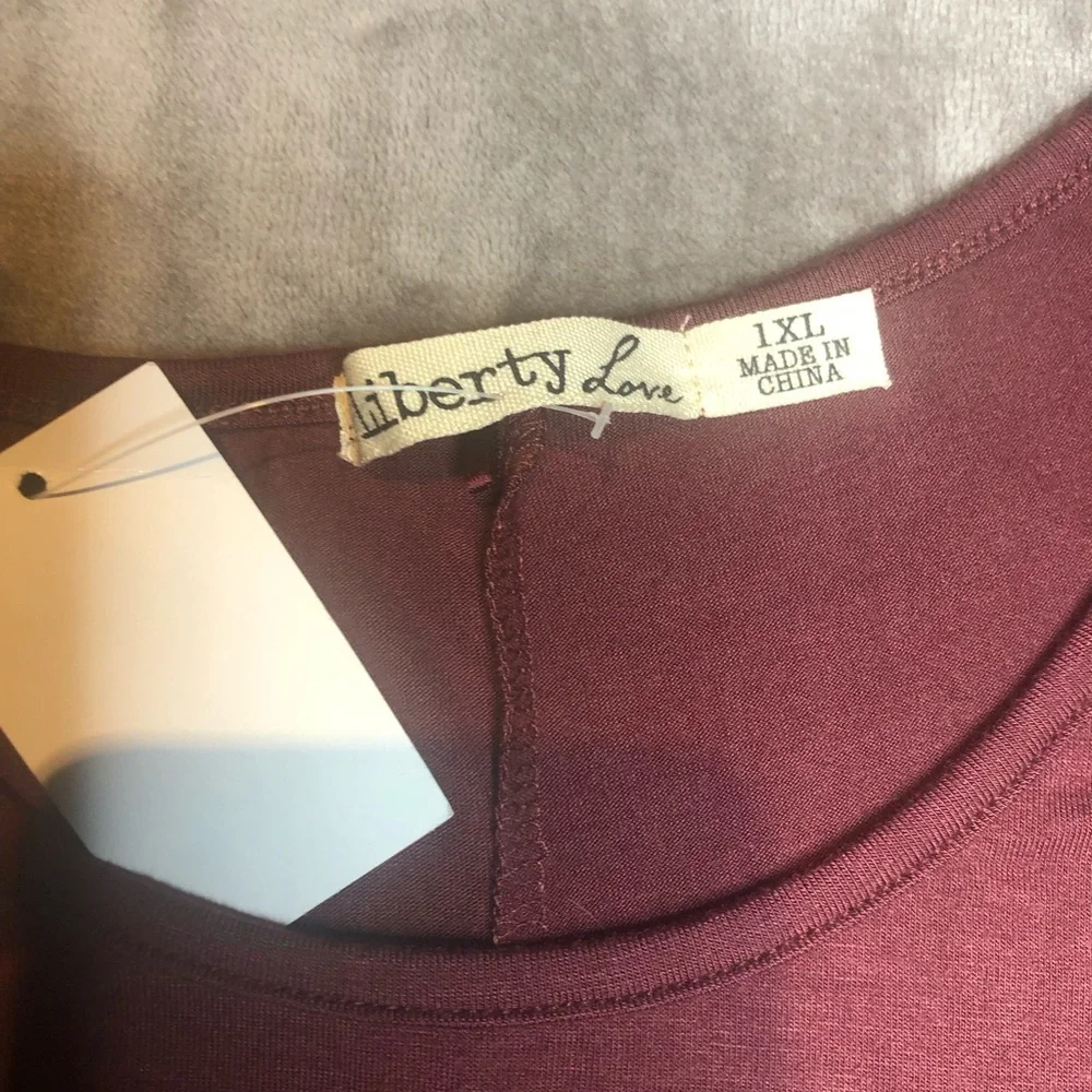 Liberty Love Burgundy Tank Size 1XL